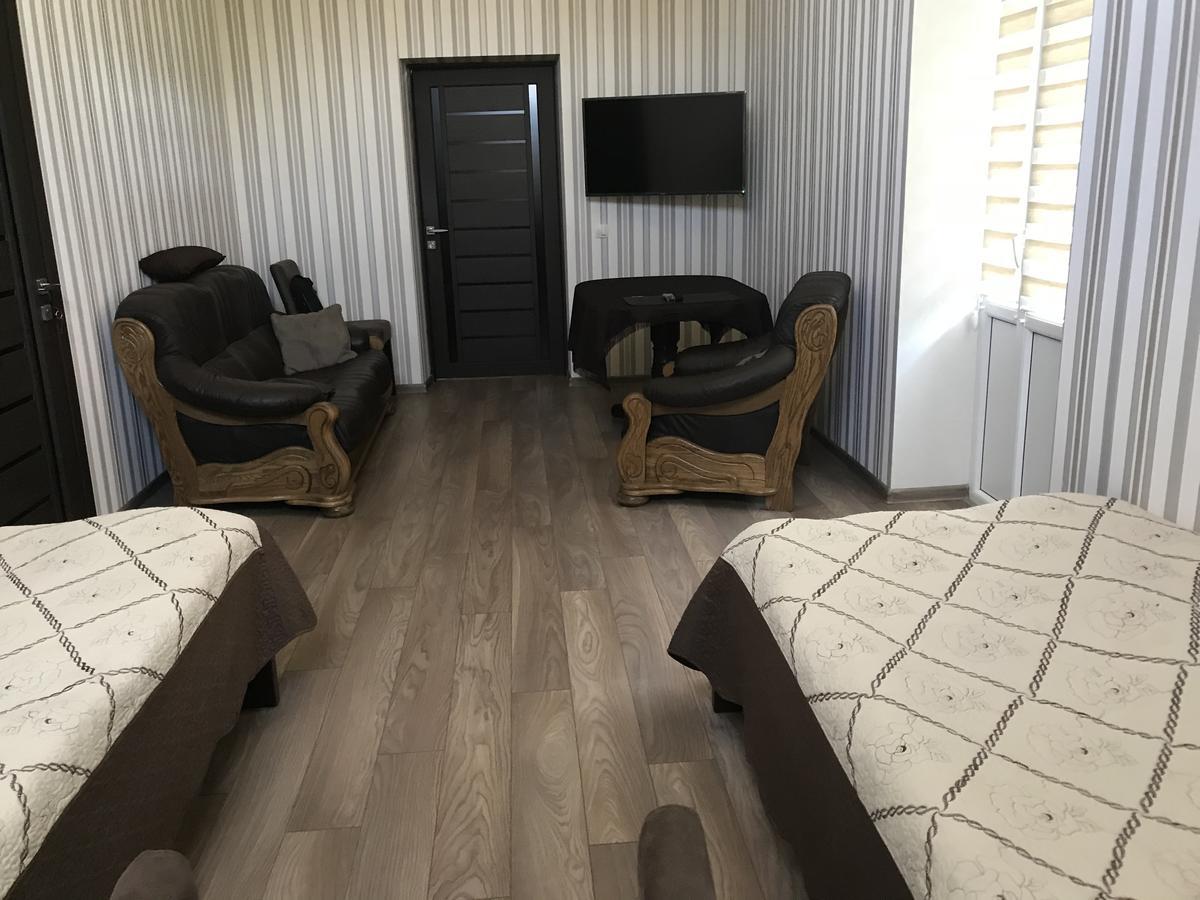 Elitne Zhitlo Appartement Kolomiya Buitenkant foto